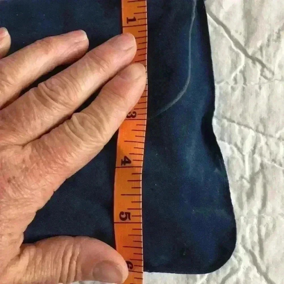 Inflatable travel pillow - Picture 6 of 6